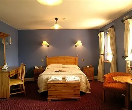 Bed & Breakfast Boffin 3*