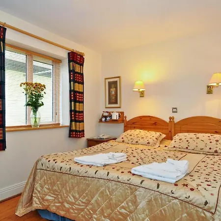 Boffin 3* Westport