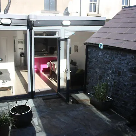 Boffin 3* Westport