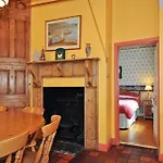 Boffin 3* Westport